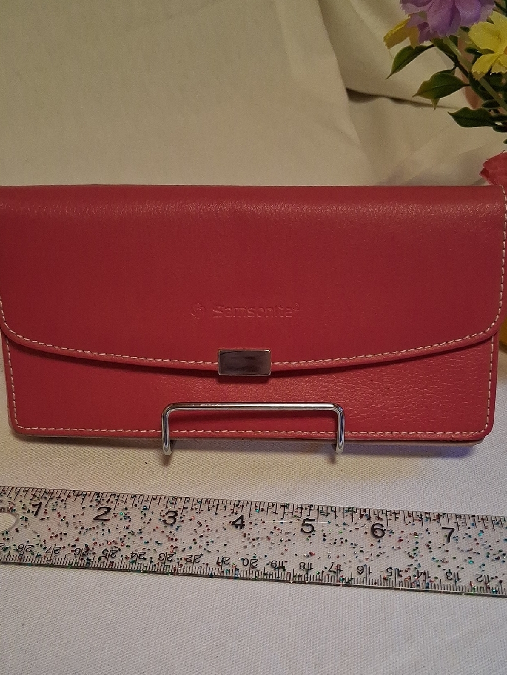 Samsonite Bright Pink Flap And Light Pink Clutch Wallet